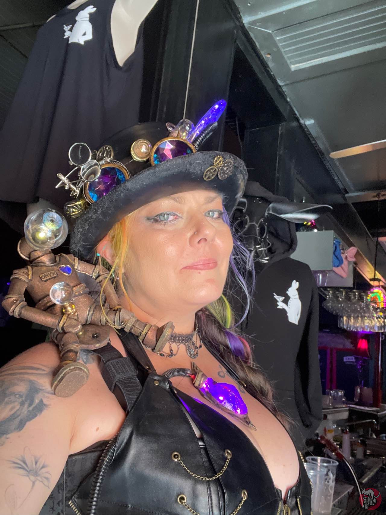 Missy's White Rabbit Lounge