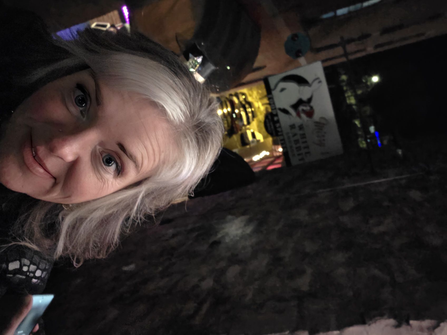 Missy's White Rabbit Lounge - Photo 3