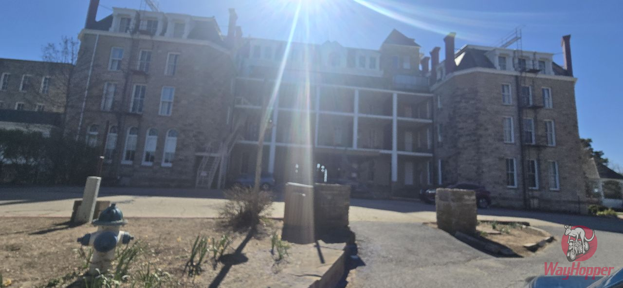 Crescent Hotel and Spa - Photo 2