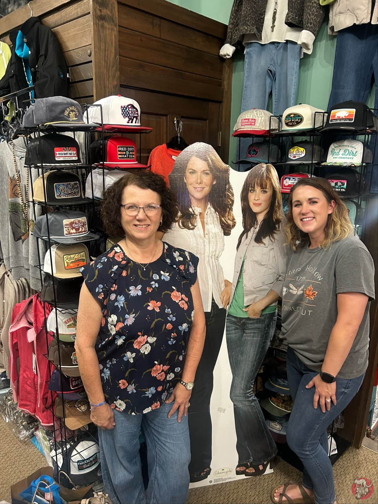 Eureka Clothing Company – Gilmore Girls Fans Photo Scavenger Hunt