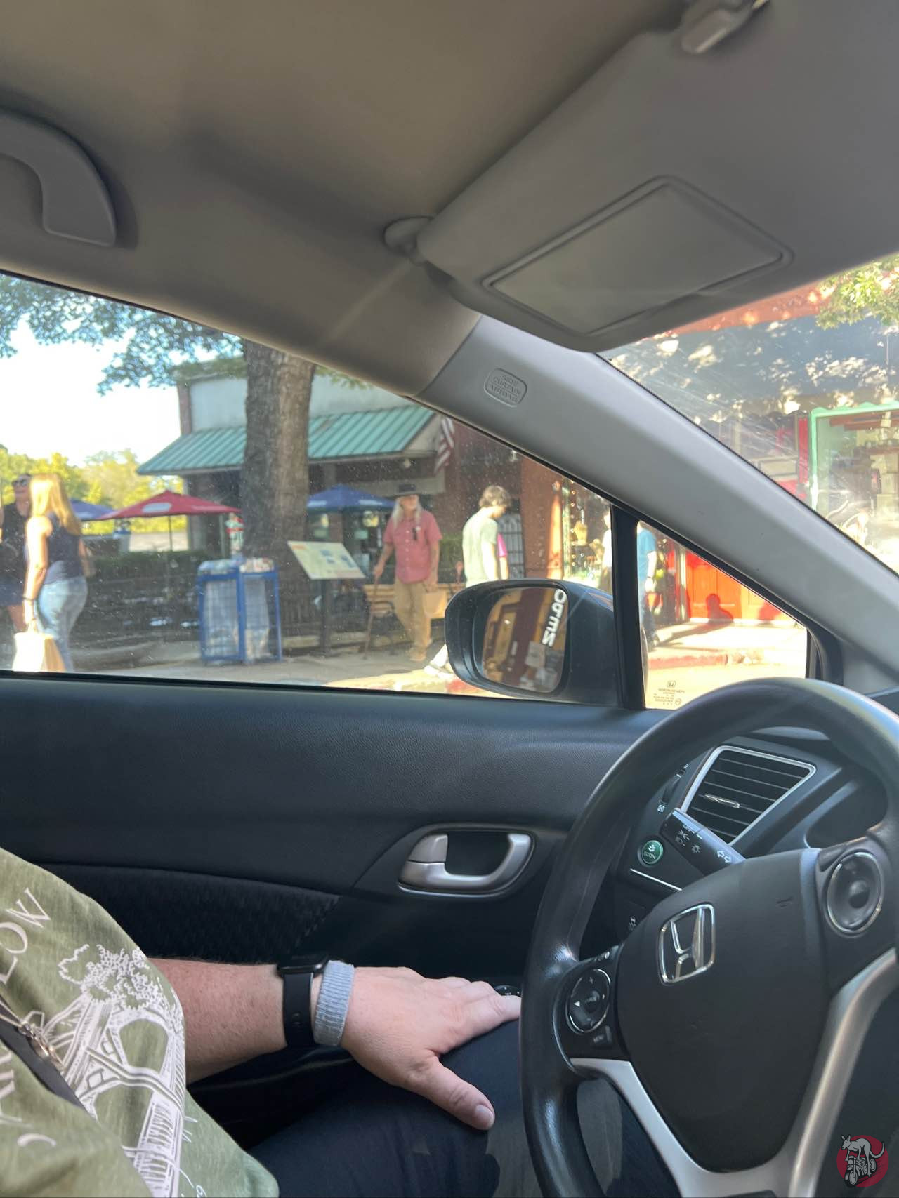 Eureka Grill – Gilmore Girls Fans Photo Scavenger Hunt