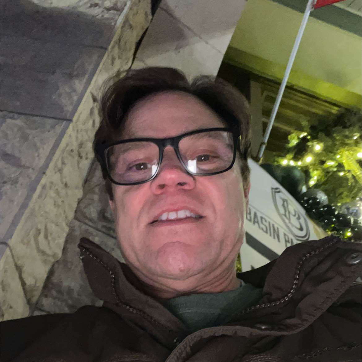 Missy's White Rabbit Lounge