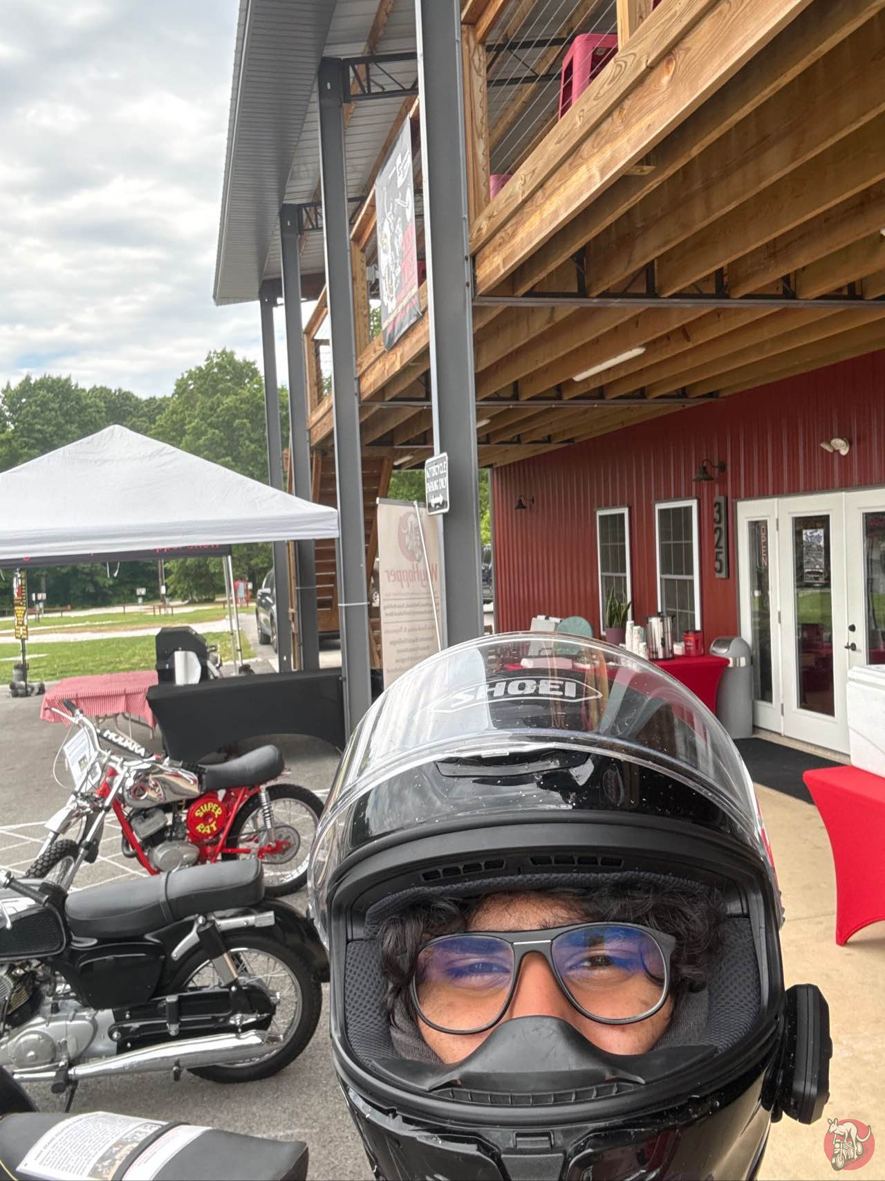 A Bikers Garage - Photo 1