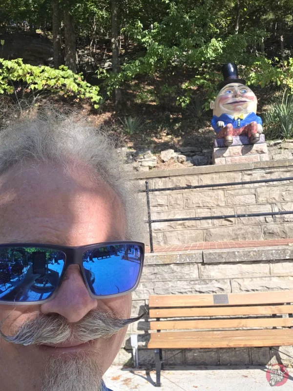 Humpty Dumpty photo 1