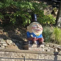 Humpty Dumpty photo 2